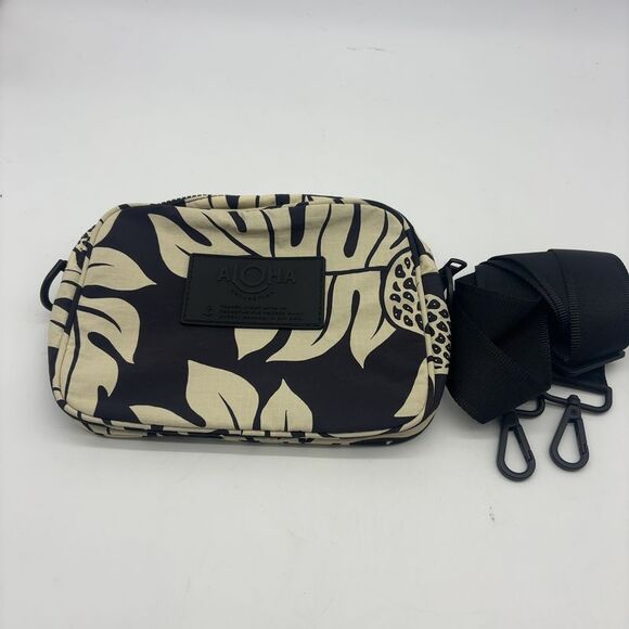 Aloha Collection Handbags - Aloha Collection Keep It Light Nylon Bag
